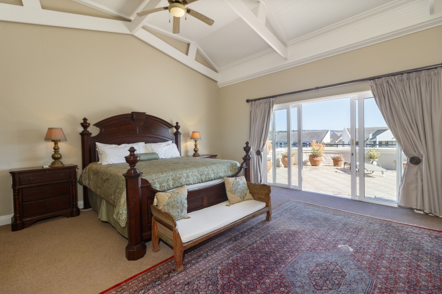 6 Bedroom Property for Sale in Royal Alfred Marina Eastern Cape